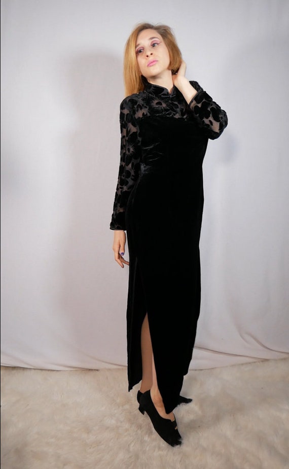 Cheongsam Style  Black Velvet Dress Sheer and Flo… - image 5