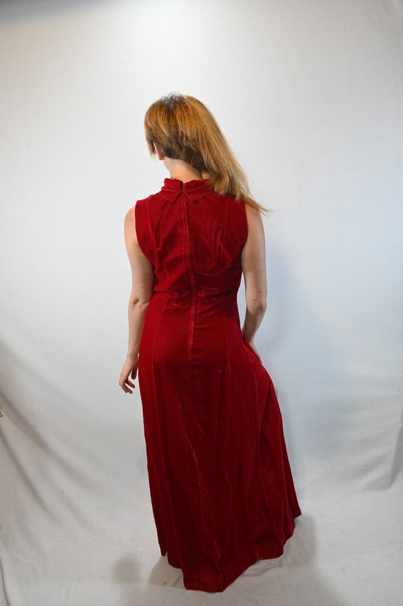 1960s/ 1970s Red Velvet Dress - image 5