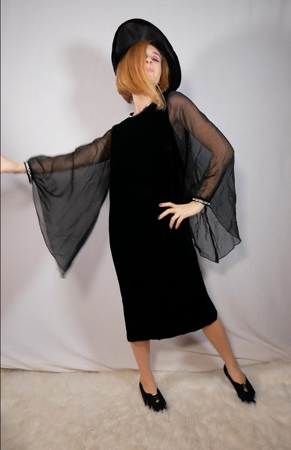Black Velvet Midi Length Dress Bell Sleeves Glamo… - image 4