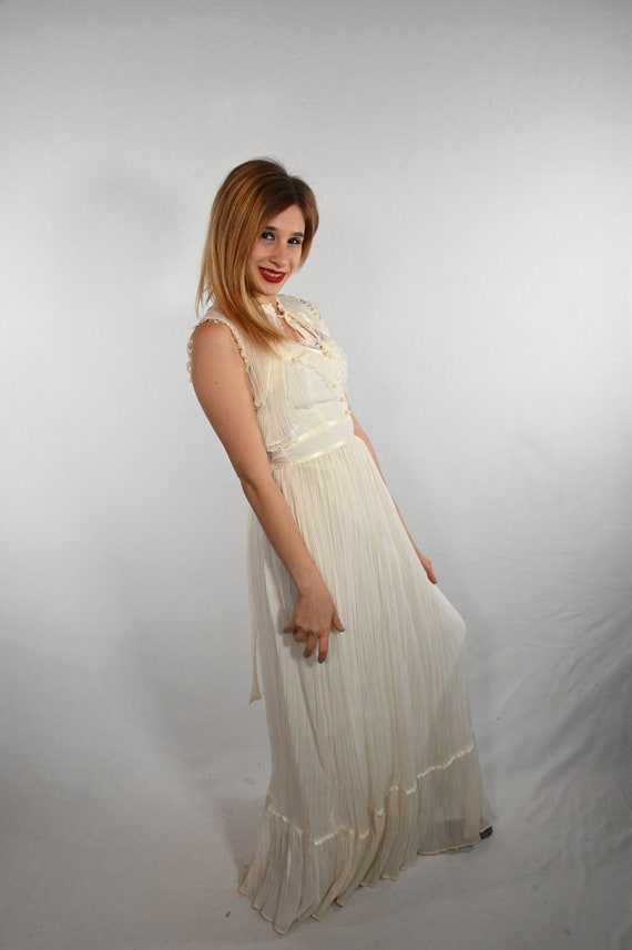 White Maxi Dress with Matching Blouse - image 4