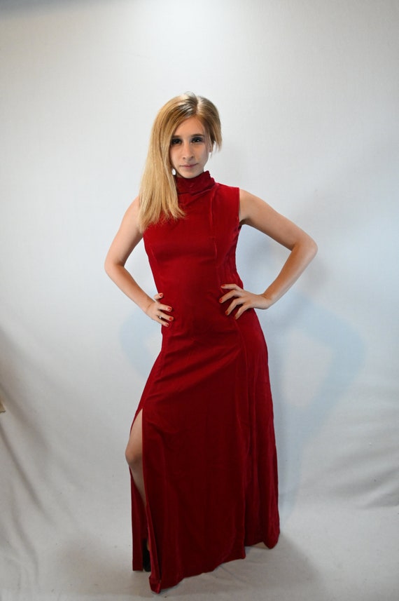 1960s/ 1970s Red Velvet Dress - image 1