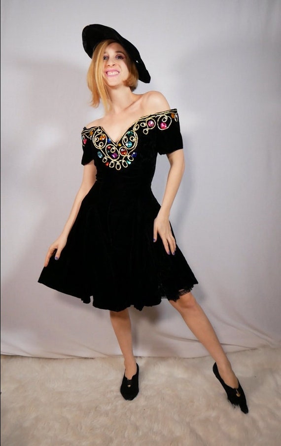 Expo Nite Black Velvet Dress Rhinestone Bodice Cir