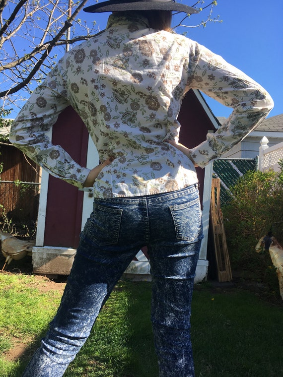 TRAMP Button Down - image 3