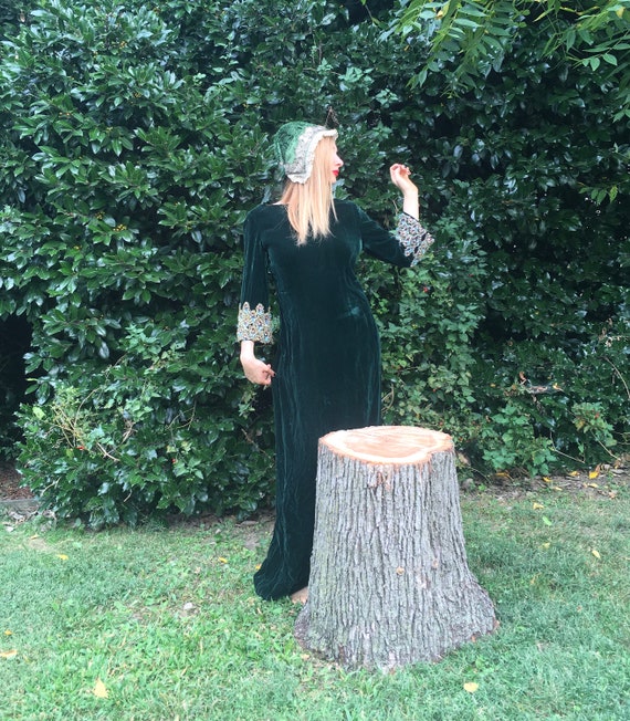 Mary Sachs Emerald Green Velvet Dress - Gem display picture 3