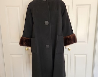 VINTAGE 1960s Pristine Black Pea Coat with Fur Cuffs XL