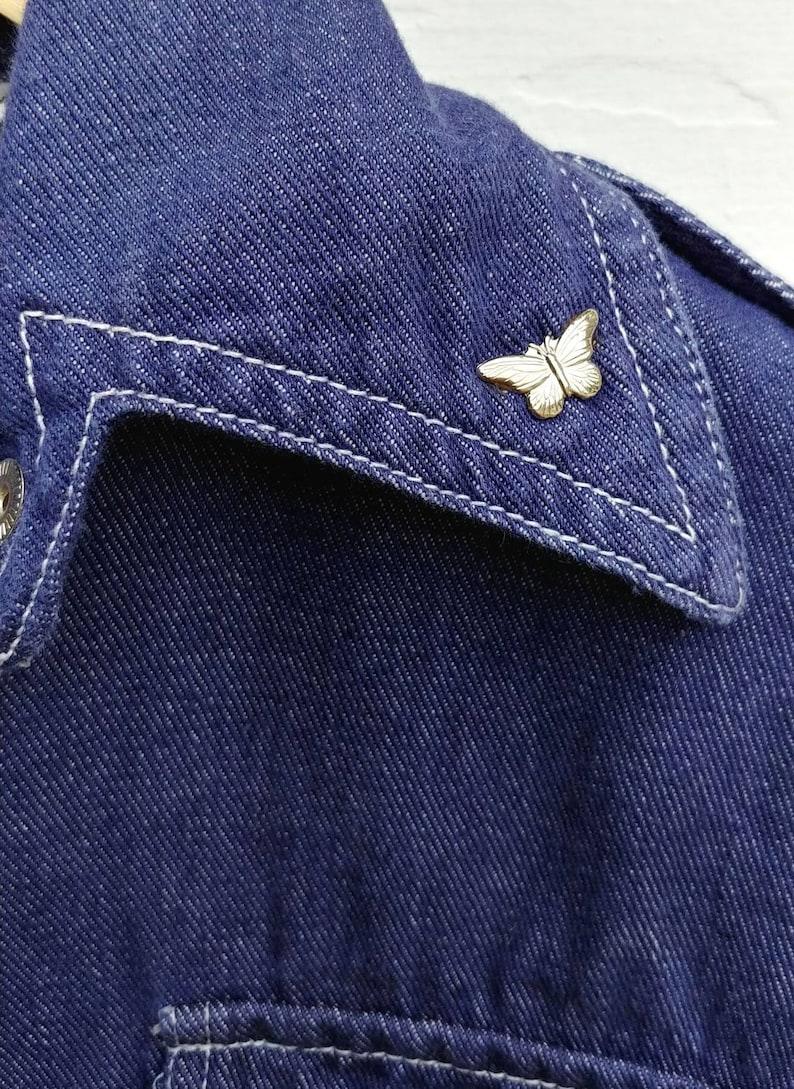 1970s Denim Travel Patch Snap Shirt Vintage 70s Button Down Collared Top Madrid Alcapulco Paris Amsterdam Monte Carlo Patches Medium