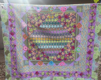 Bladmadaillon van Kaffe Fassett-quiltontwerp: quilts in Ireland
