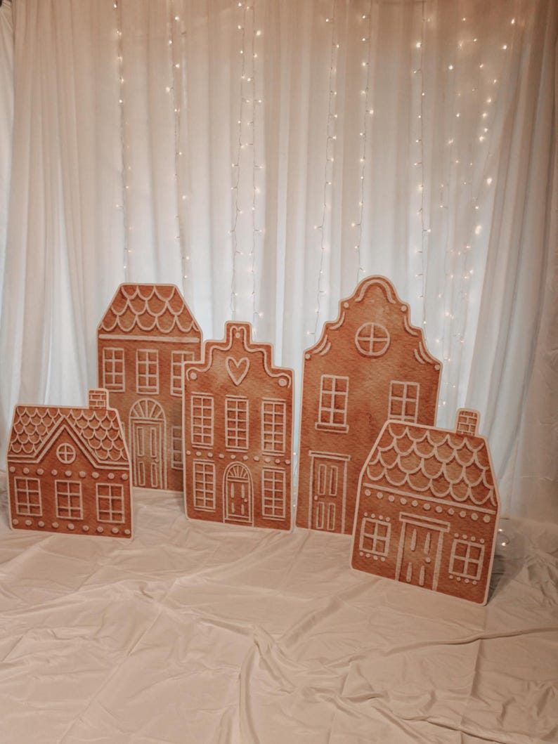 Stand Gingerbread House, Ginger Bread House Family Shooting Props for