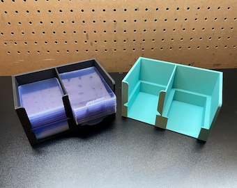 Postazione Card Shield / Monocolore – Postazione di lavoro per carte collezionabili / Toploader e semirigidi / Vassoio di smistamento per carte TCG/sportive / Configurazione Rip & Ship