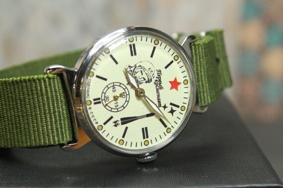 Soviet watch POBEDA Yuri Gagarin Man's watch - image 5