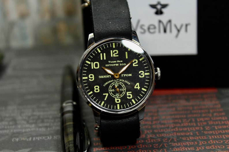 Sturmanskie Mens Mechanical Watch STORM 333 Taj Bek vintage Mens watch POBEDA watch Belle montre, Montre militaire image 4
