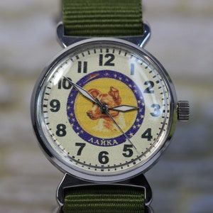 Vintage Soviet watch Pobeda Laika a symbol of the space age 画像 4