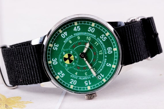 Pobeda Radiation troops Vintage Man's watch Mecha… - image 1