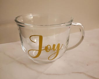 Kubek z inicjałem: spersonalizowany kubek do kawy z imieniem, prezent z monogramem