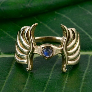 Labradorite Gemstone Brass Ring with Angel Feather Wing Design, Shiny Gold Brass Statement Ring with Angel Wings and Labradorite