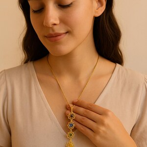 Collar con colgante de sanación de chakras, joyería espiritual bohemia, collar de 7 piedras de chakras, joyería de yoga y meditación, colgante mandala dorado, regalo para ella.