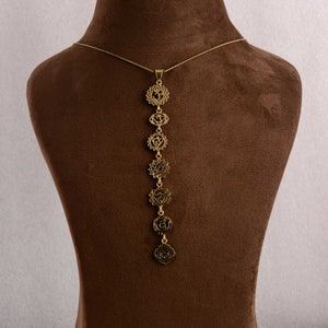 Gold Chakra Anhänger Halskette - 7 Chakren Yoga spiritueller Schmuck - handgemachte Energie Boho Halskette