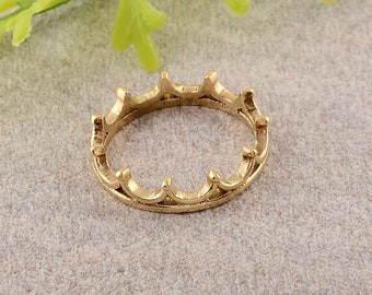 Gold Crown Band, Princess Crown Ring, Crown Band, Gold Ring, Crown Stacking Ring, stacking gold Ring, Unique gift for her, gold crown ring