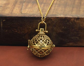 Collar con medallón de oro vintage para veneno, colgante de filigrana con compartimento secreto, joya de aromaterapia de estilo antiguo, regalo para ella.