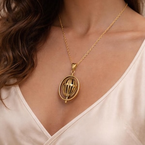 Vintage messing kooi medaillon, bolhanger, minimalistische statement-sieraden