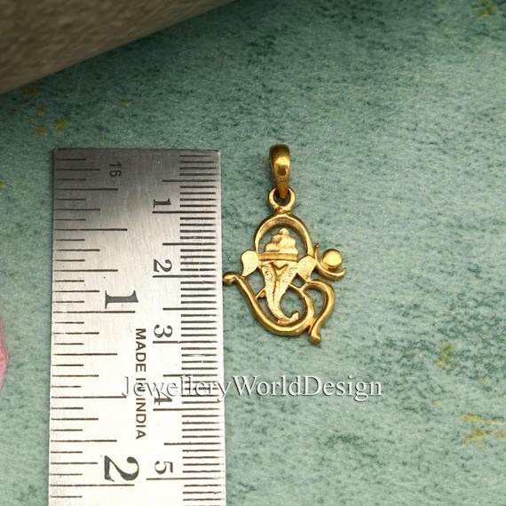 Gold Ganesha Pendant, Lord Ganesh Om Charm Necklace, Hindu Spiritual Jewelry, Indian Religious Pendant,Minimal Gold Chain Gift for Women Men