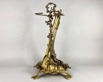 Antique Fireplace Set “Hunting”In Gilt Bronze, France, 1950s | Fireplace Set: Stand And 4 Accessories | Bronze Art Deco Fireplace Stand