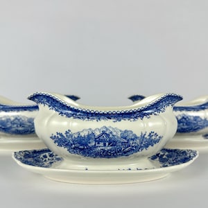 Villeroy and Boch Blue Burgenland Gravy Boat Vintage Gravy Bowl with Attached UnderPlate Blue and White Porcelain Gravy Boat Set 3 Porcelain