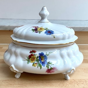 Vintage Weimar Oval Casket | Wild Flowers Porcelain Casket | German Jewelry Porcelain Casket | Vintage Ceramic Bonbonniere With Lid ,1970s |