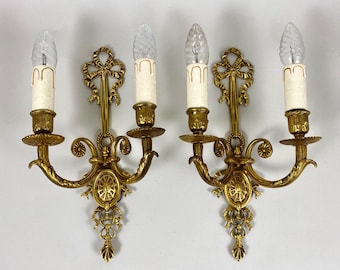 Antike Bronze Wandleuchten: Beleuchtung im Stil Louis XVI Paar