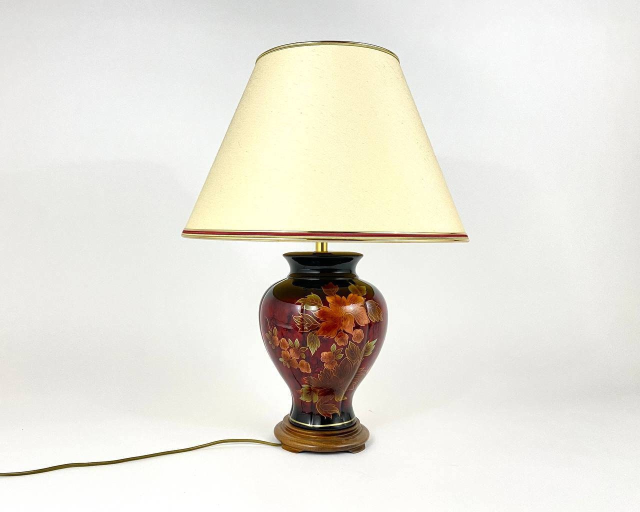 JML 2 X Matching Antique French Style Large Table Lamp With Cable Switch With Shades 