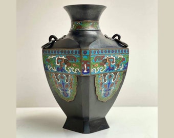 Antique Cloisonne Bronze Vase: Japanese Enamel Floral Decor, 19th Century