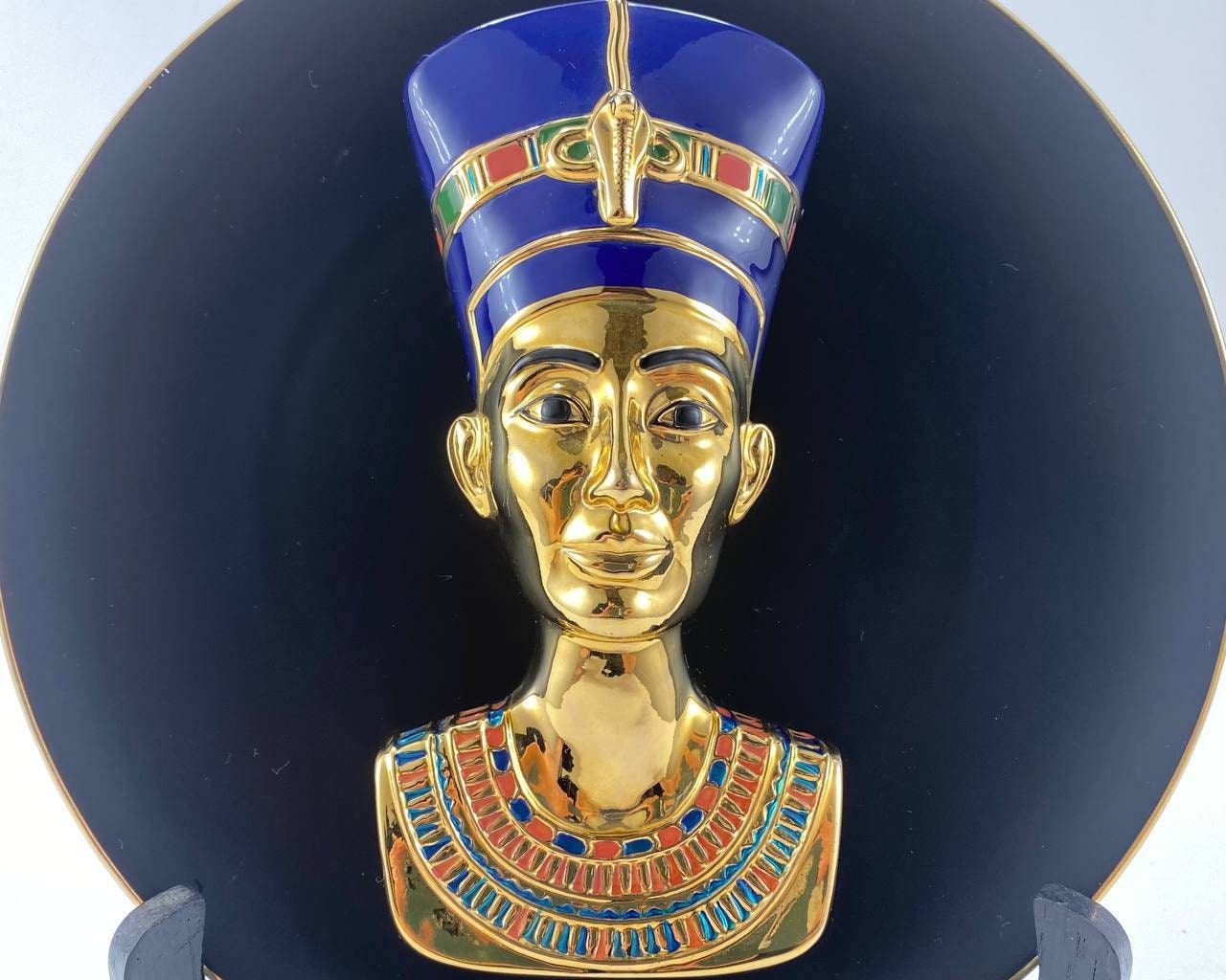 Nefertiti & Tutankhamun Porcelain Plates: 22K Gold Egypt Decor - Etsy