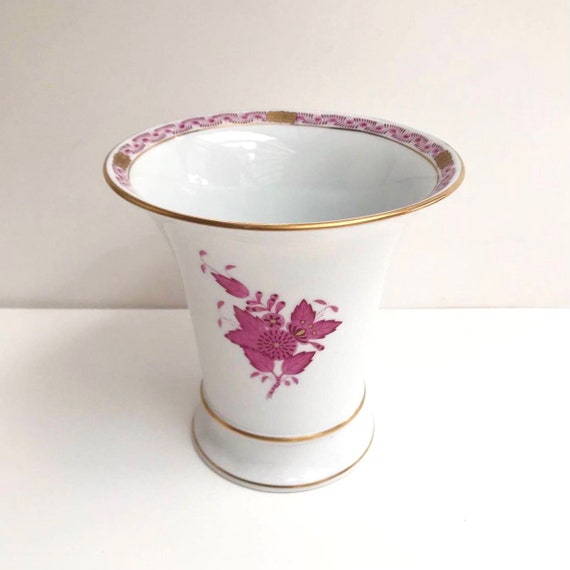 HEREND Flower Vase Vintage White Vase With Pink Flower Etsy