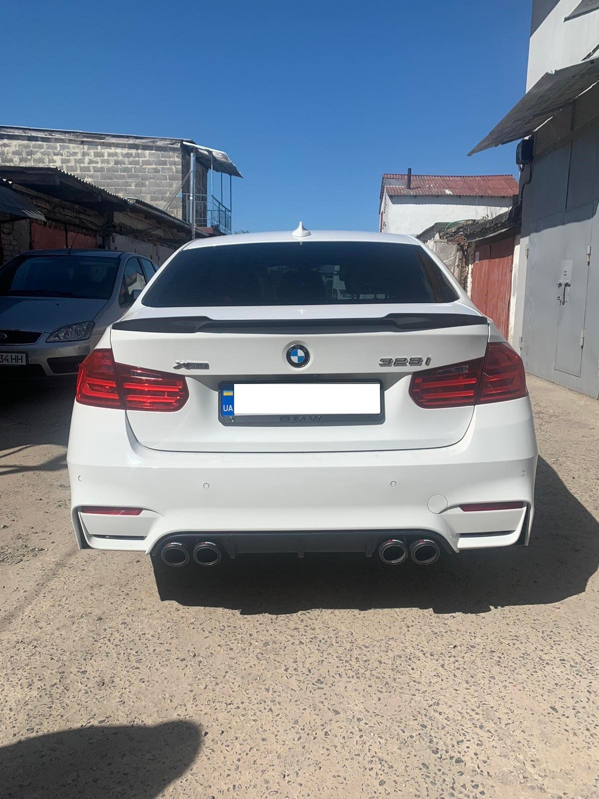 BMW F30 M4 スタイル リアトランクスポイラー リップスポイラー
