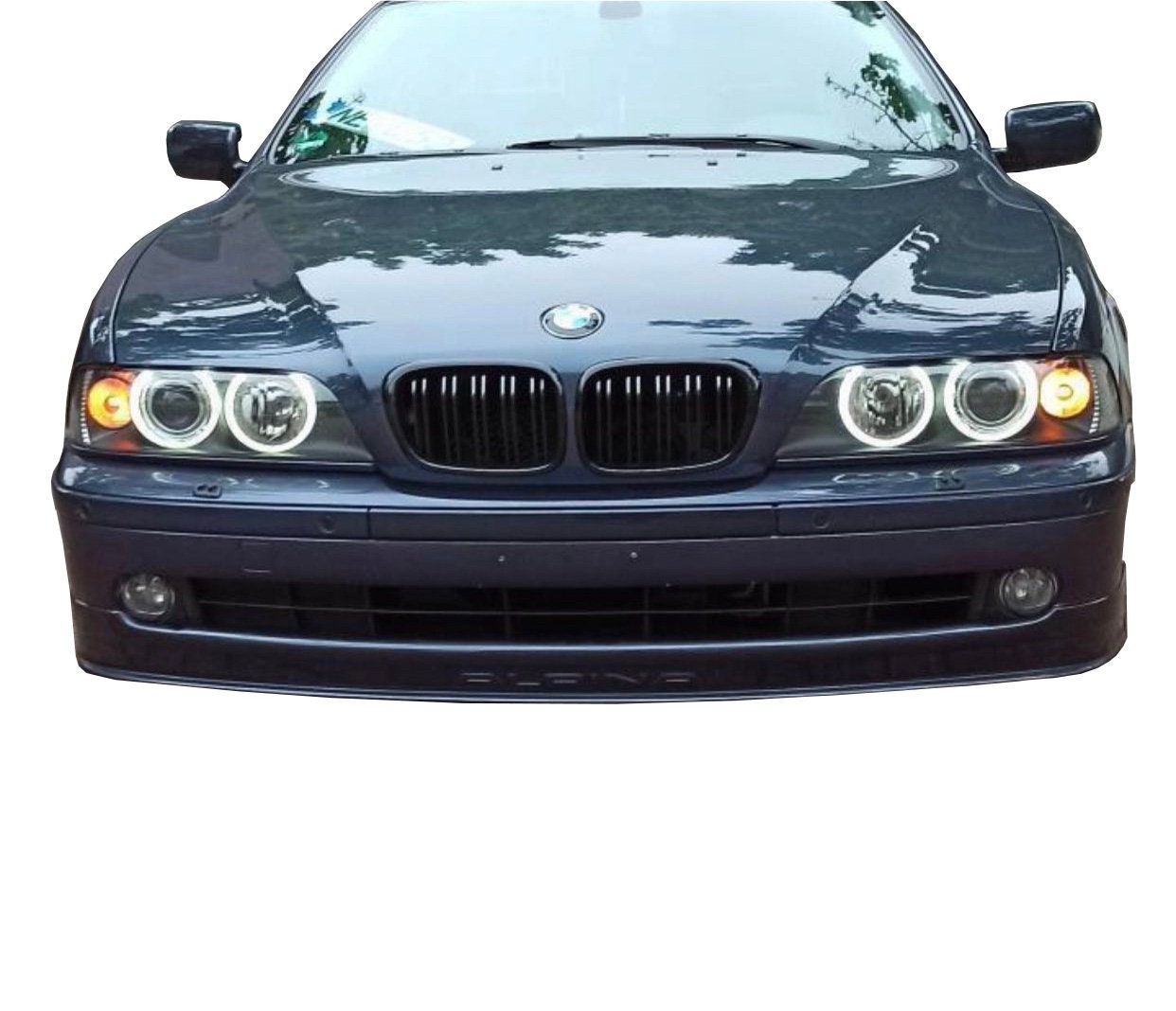 BMW 5シリーズ　E39後期　フルブラ ブラックやブルーメタリックのBMW 5シリーズ E39 セダンが1/18