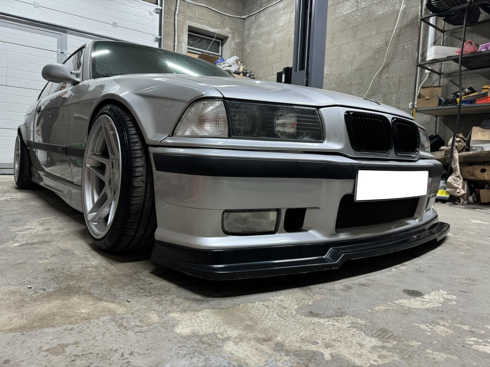 BMW E36 GTスタイル フロントリップスポイラー M3バンパースプリッター 