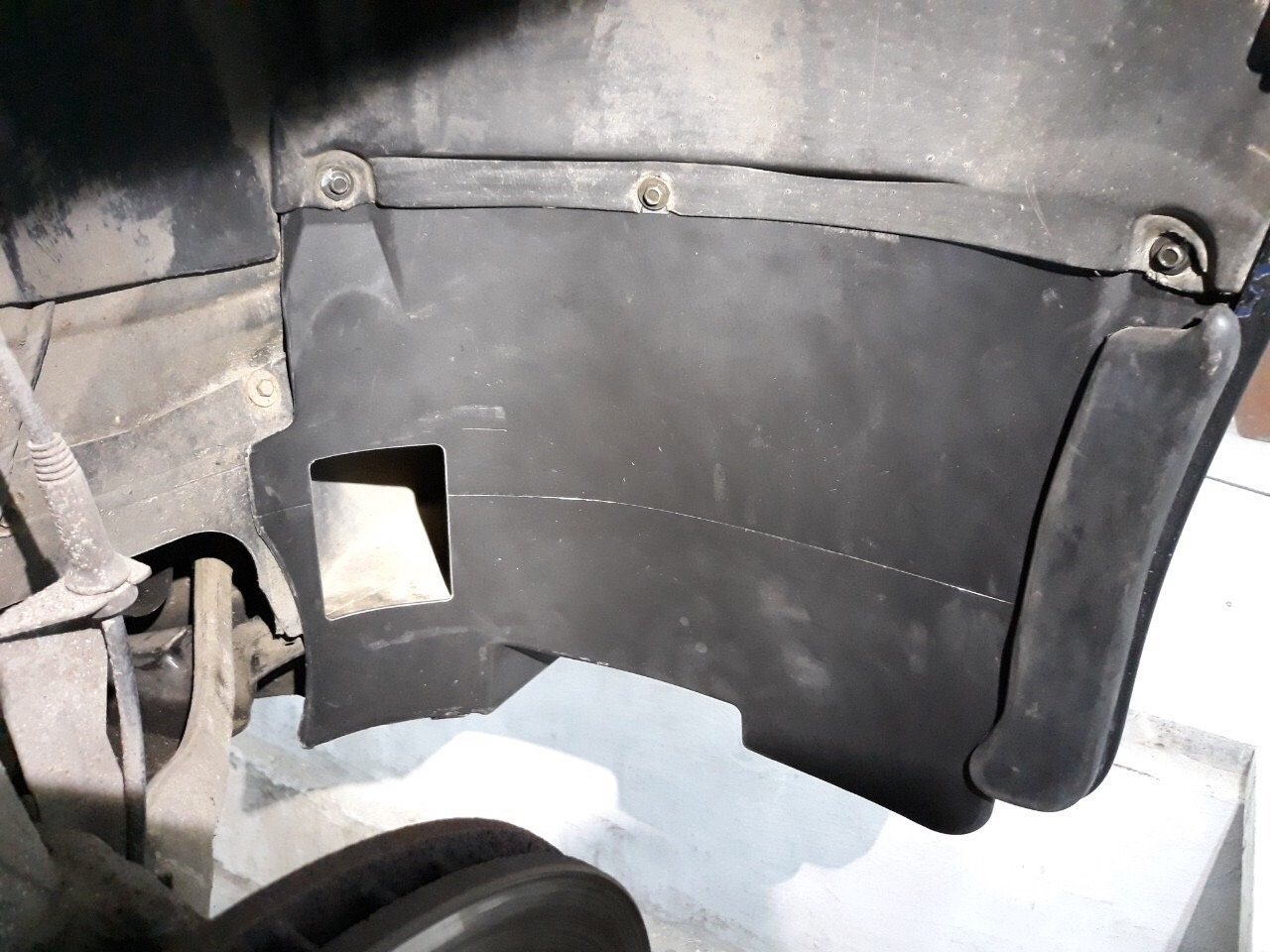 BMW E39 M5 LR Pp Plastic Front Form M Bumper SPLASH PANEL Pork Chops