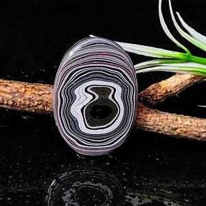 Cabochon ovale en fordite : pierre de peinture automobile californienne (33 x 24 x 05 mm, 16,55 crt