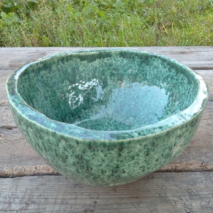Mini ceramic washbasin