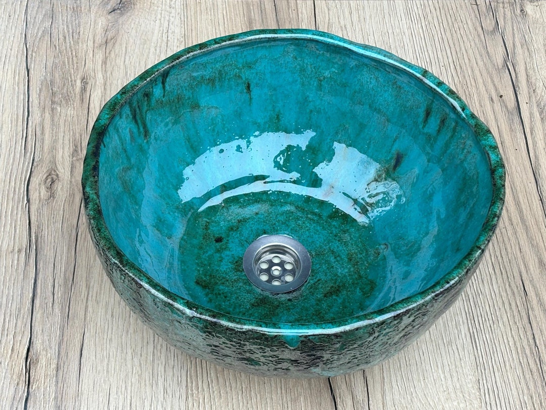 洗面台\r 陶磁器\r クリエイティブ  芸術\r 洗面台\r 台の上の鉢\r  円形 陶磁器 洗面台 単鉢 芸術 復古 台の上の