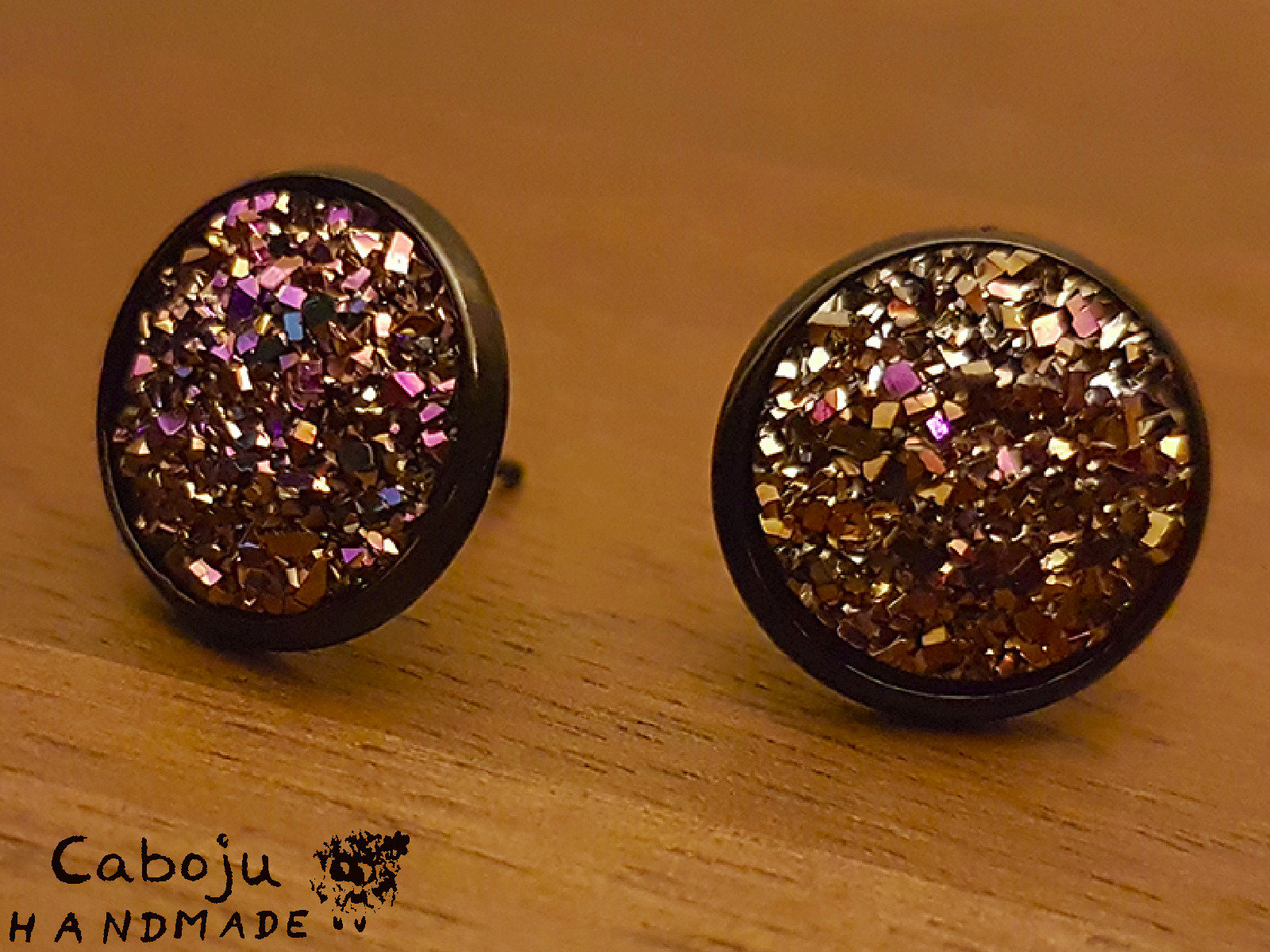 Stud Earring Pair with Cabochon Picture Letter m Orange bronze different sizes Stud Earring Pair with Cabochon Picture Letter m Orange bronze different sizes