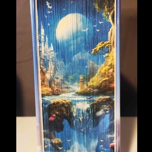 Fantasy World 1 - schmales Fotostreifenmuster, Vorderkante Buchkunst, Housewarming