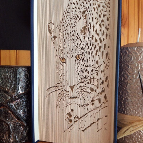 Leopard on Branch Book folding pattern, African Cats, Exotic Cats, Leopards