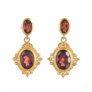 Brinco Garnet 14K em ouro vermeil sobre prata esterlina
