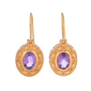 Arete de plata de ley con amatista vermeil y oro de 14 quilates