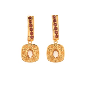 Brinco Citrino e Garnet Vermeil em ouro vermeil 14K sobre prata esterlina