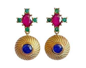 Blauwe saffier, robijn en smaragd vermeil 14K goud op sterlingzilveren oorbel