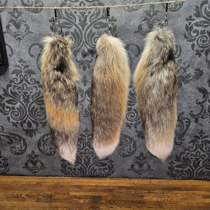 soft tanned clip on fox tail keychain, suitable for cosplay.