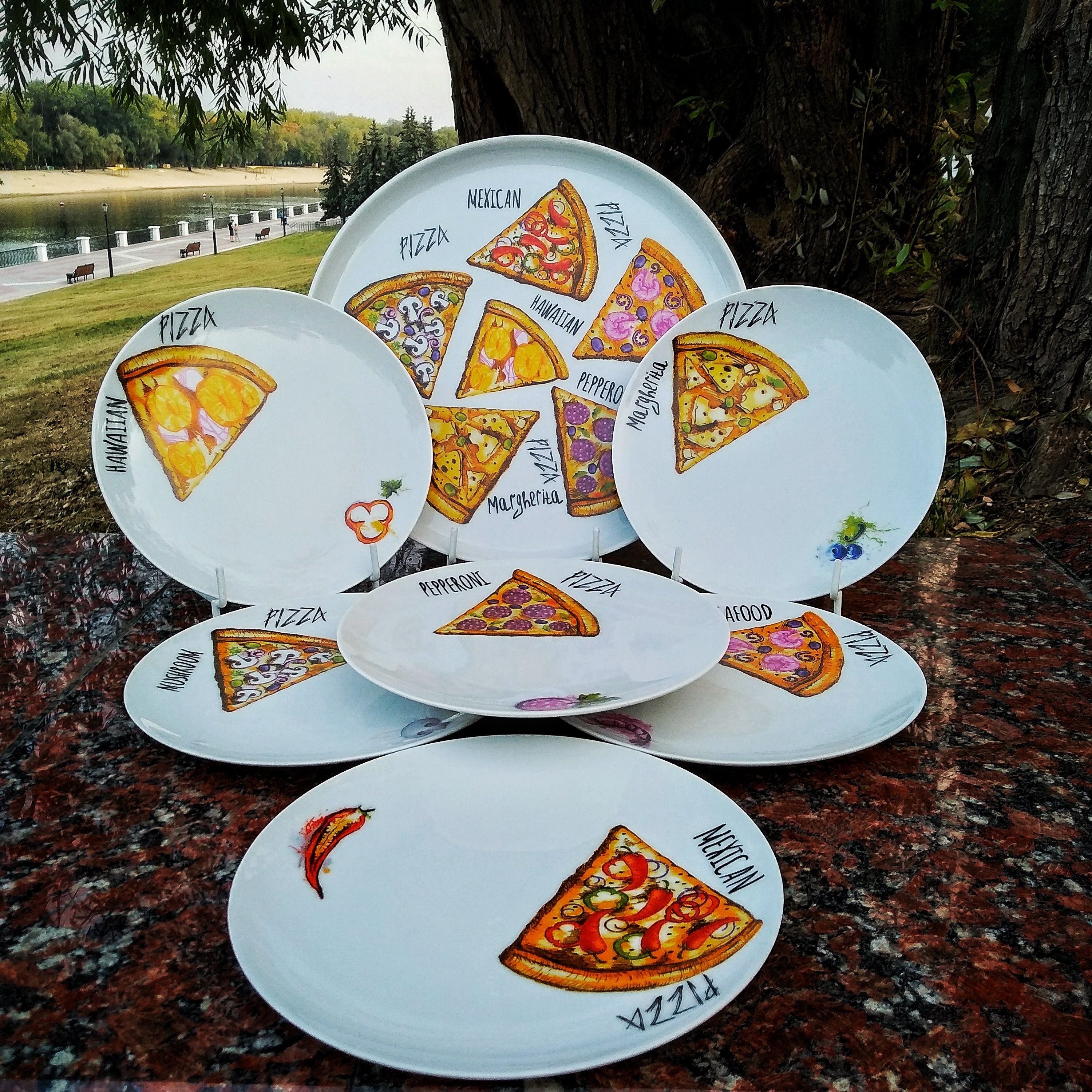 A set of ceramic pizza plates. A large dish 6 plates. Etsy