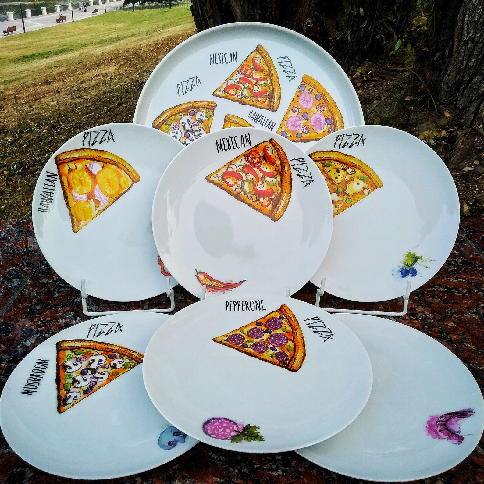 A set of ceramic pizza plates. A large dish 6 plates. Etsy